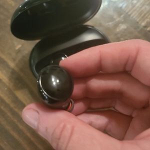 Blue tooth head phone